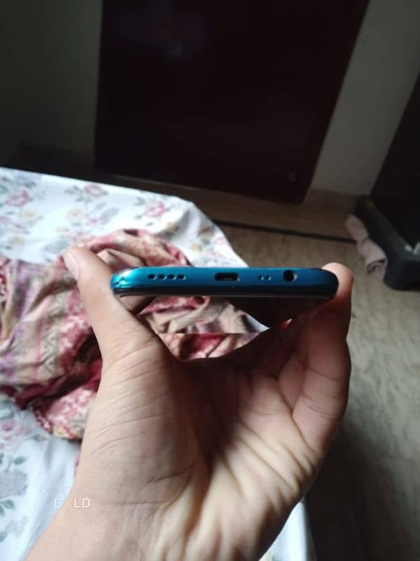 Realme 5i 3