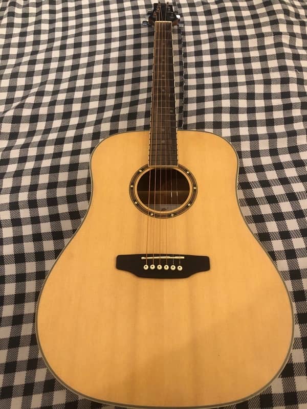 KAPOK ACOUSTIC GUITAR 1