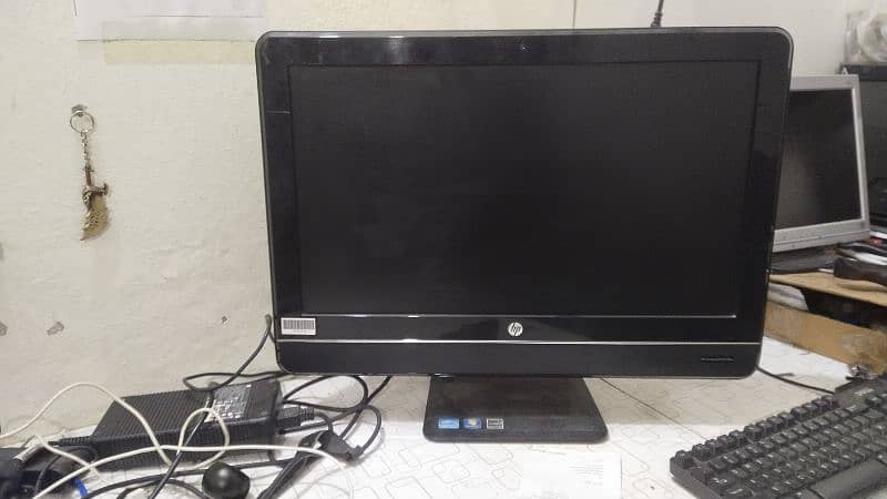 HP 8200 all in one PC 0