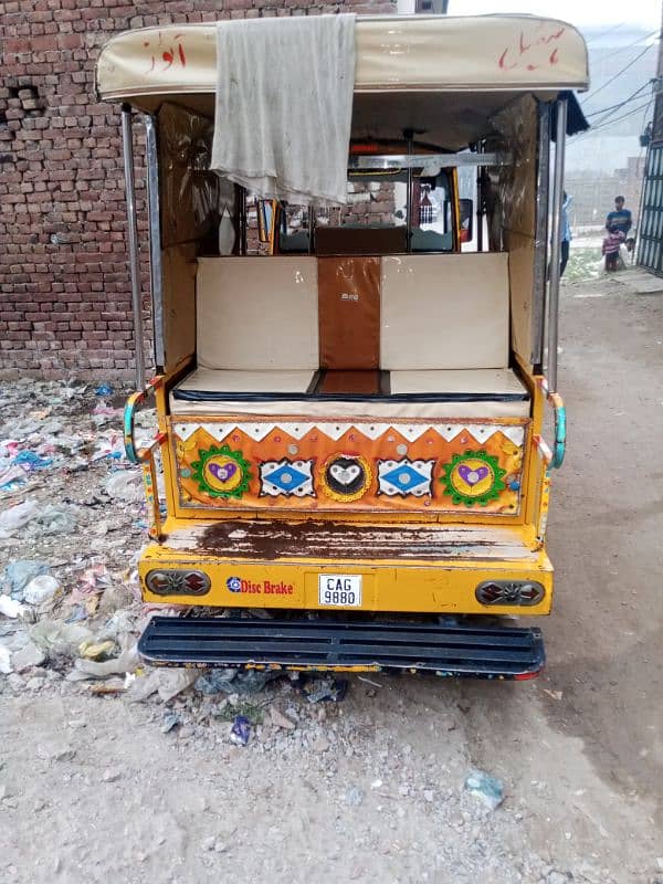 CNG Ricksha for sale 3