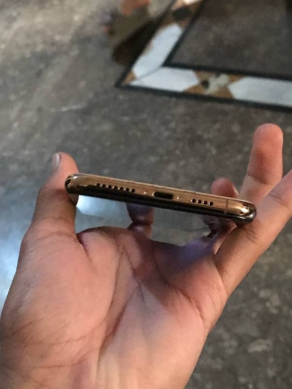 iphone XS max PTA approved 4