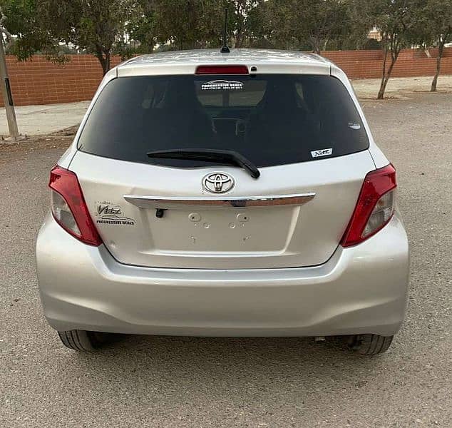 Toyota Vitz 2012 In Immaculate Original Condition 3