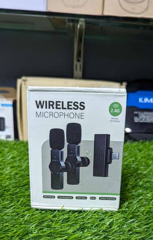 Wireless Lavalier Microphone 0