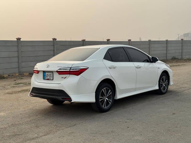 Toyota Corolla Altis 1.6 X CVT Special Edition 2022 9