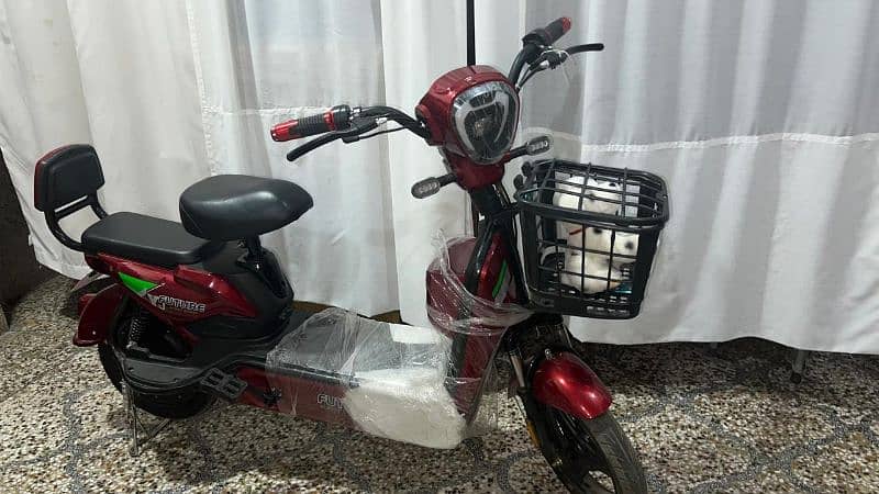 Scooty for sale and house 1