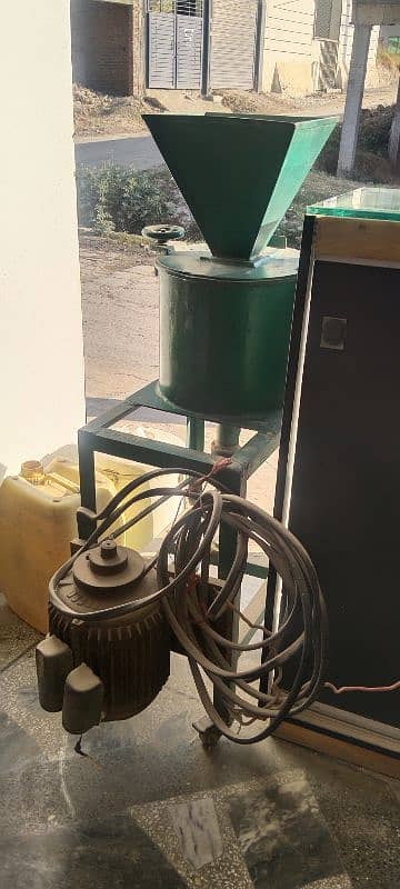 mirchi masala grinder machine for sale 3