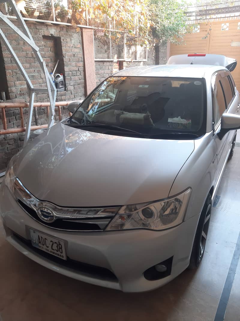 Toyota Fielder 2014 12