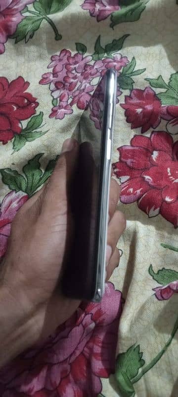 Redmi note 10.4. 128 box cherger good condition 10by9 all ok ha 1