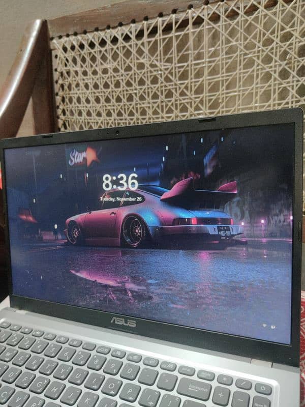 ASUS VIVOBOOK WINDOWS 11 SLIM DESIGN 1