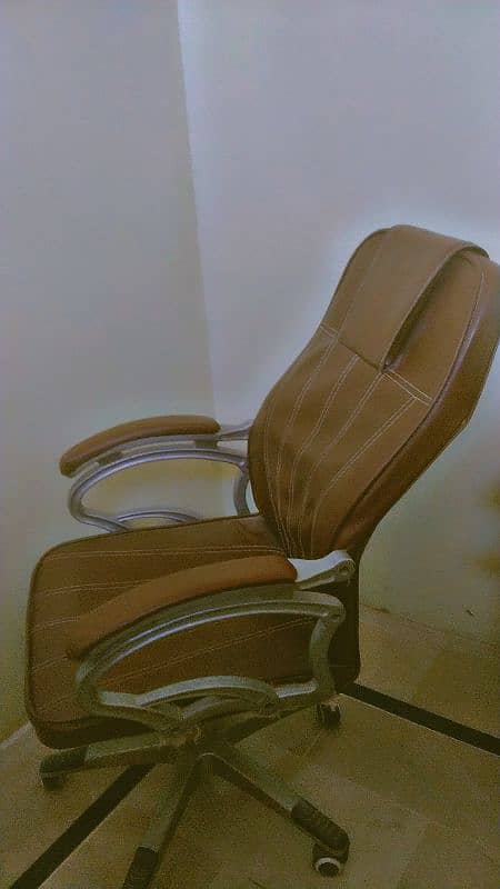 Office Chair just like new 0