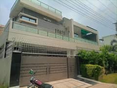 Beautiful Double Story House (Wapda+ Gas) (Solar + Green Meter) Facility Available For Sale Reasonable Price in Alrehman Garden Phase 2