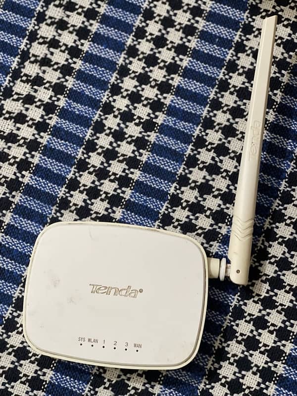 Tenda WiFi Router 1