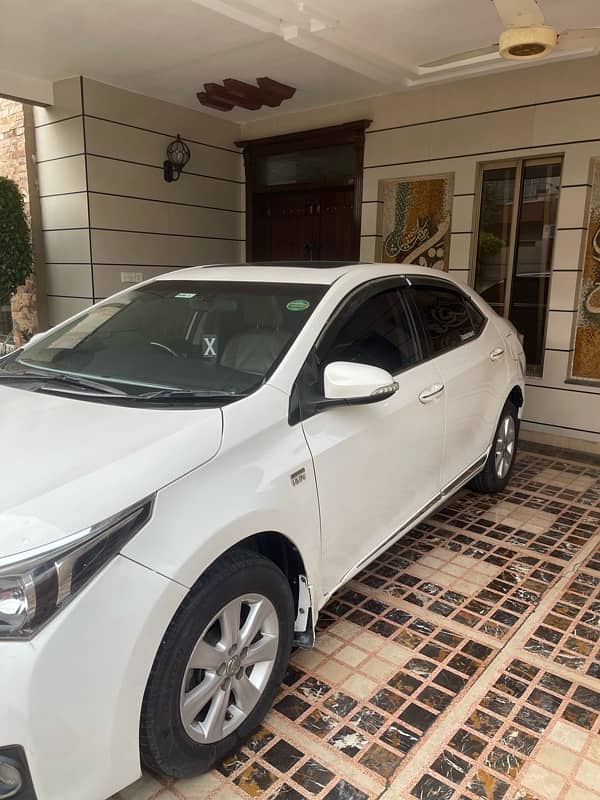 Toyota Corolla Altis 2017 3