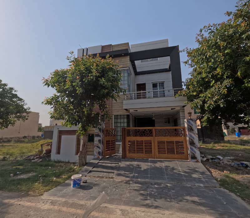 2 Bed Lower Portion 10 Marla House For Rent. Bahria Orchard Lahore 6