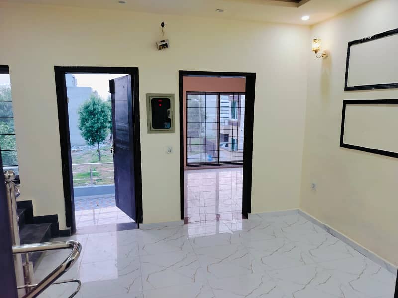 3 Bed Upper Portion 8 Marla House For Rent. Bahria Orchard Lahore 2