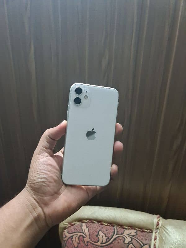 iphone 11 pta approved / 03164739984 5