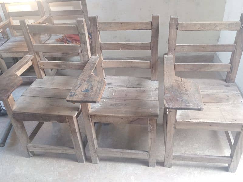 students chairs (10) 2