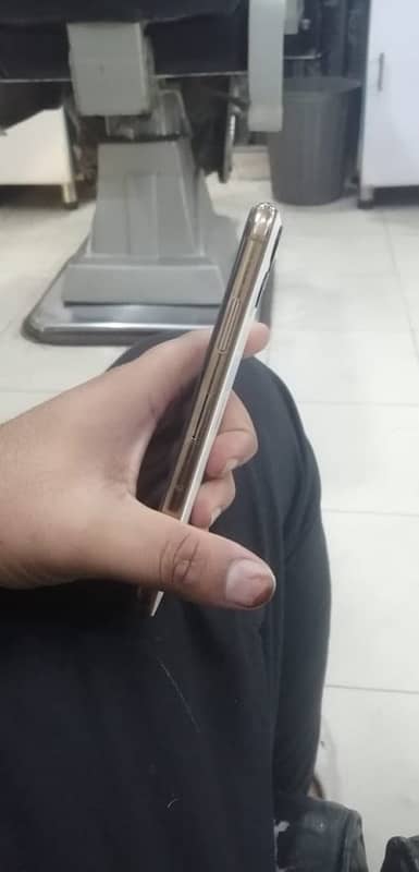 IPhone XS For Sale (Non Pta) 1