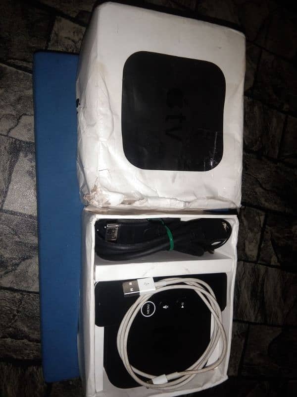 apple TV 32GB 2