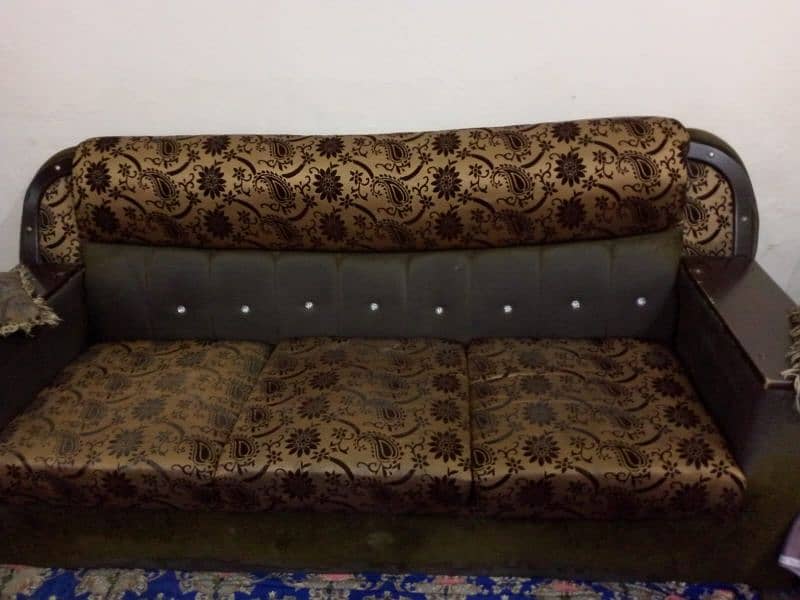 Sofa 3 seater 3