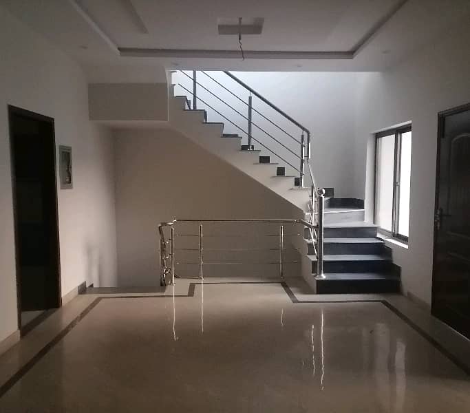 In Johar Town House Sized 5 Marla For Sale 3