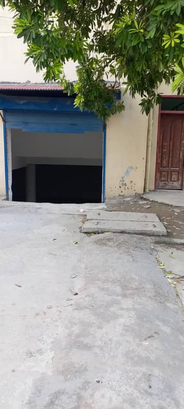 1 kanal besment for rent 4