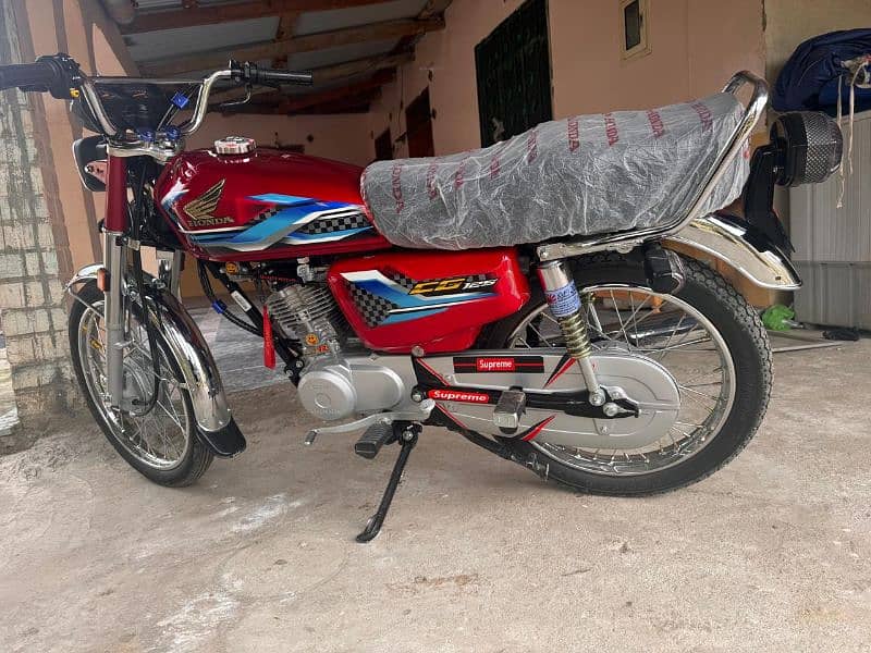 Honda CG 125 model 2024 for urgent sale 0