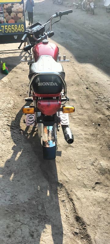 Honda 70 2023 4