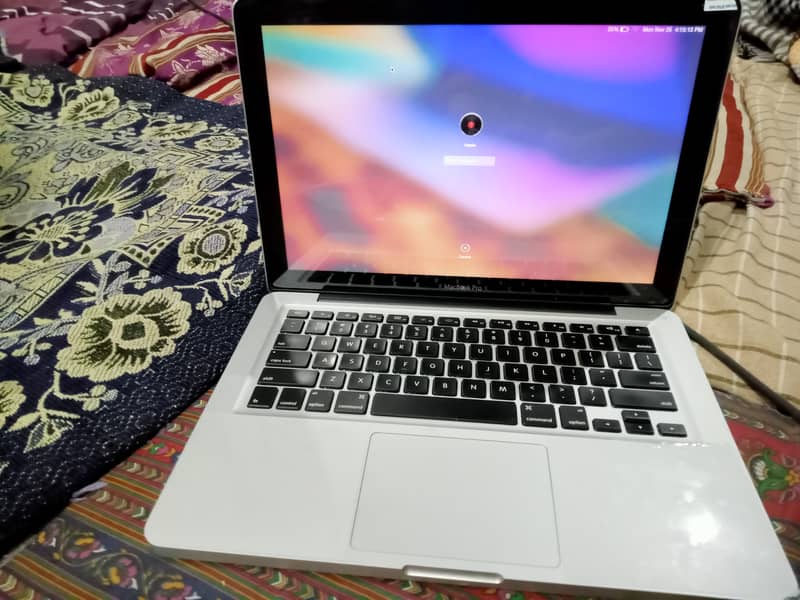 Macbook pro core i5  2012 mid 0