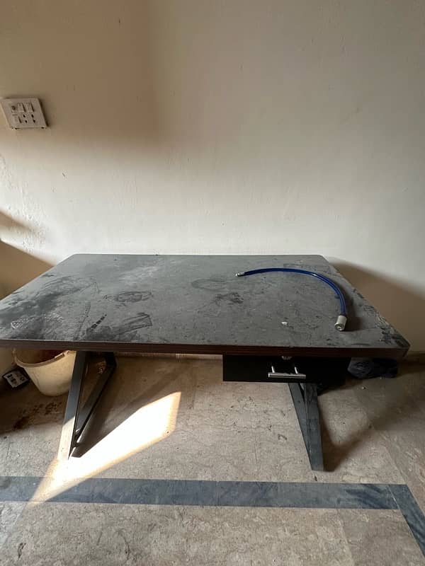 Office table, Computer table , Never used , Dont have keys of lock 2