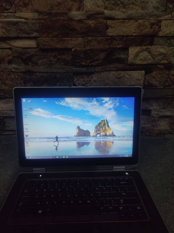 Dell Laptop 0