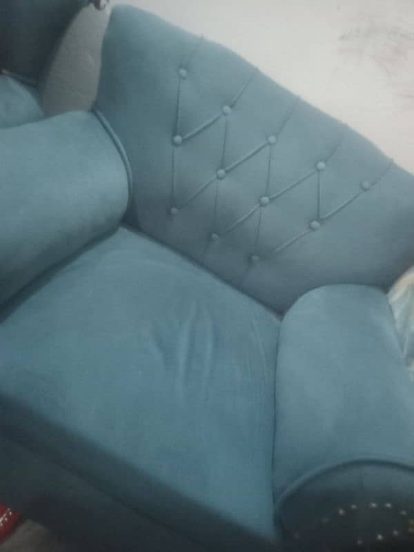 sofa set 4 seater for sale urgent basis 0