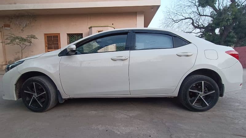 Toyota Corolla XLI 2015 2