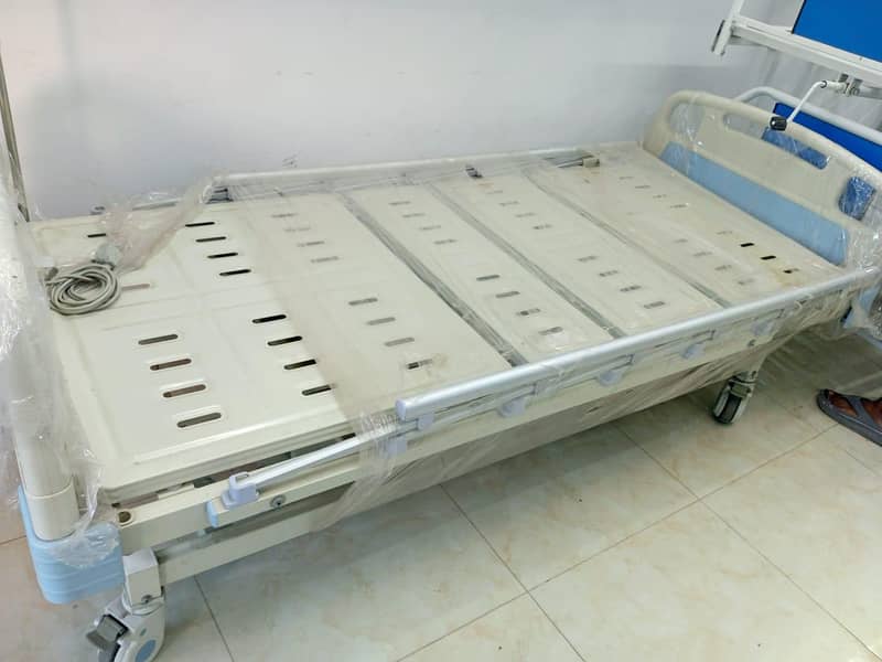 Patient Bed Electric bed / Electric remote control bed 3