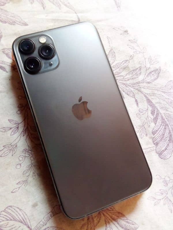 i phone 11 pro 0