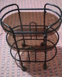 4 wheeler Tea Trolly