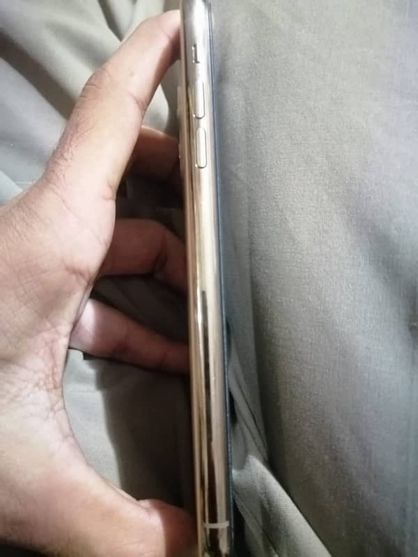 iphone 11 pro max pta approved 256 gb 4