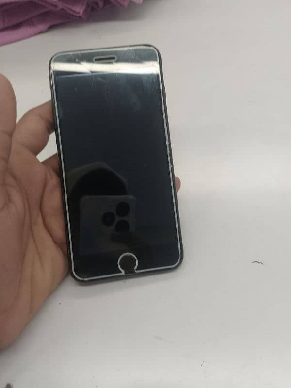 iPhone 7+  exchange b ho skta h 3