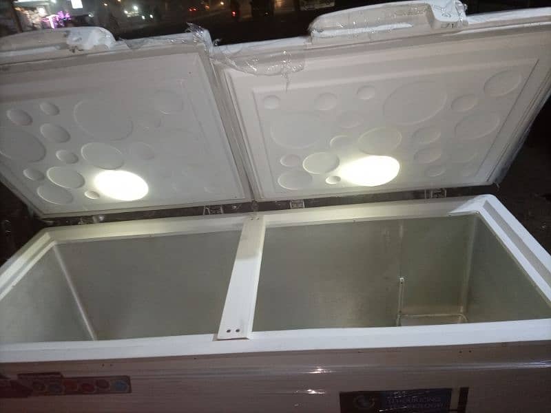 freezer  full saiz call my wtsap nmbar 0301,4716,036 8