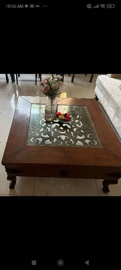 square table without any fault scratches or colour damage