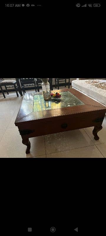 square table without any fault scratches or colour damage 1