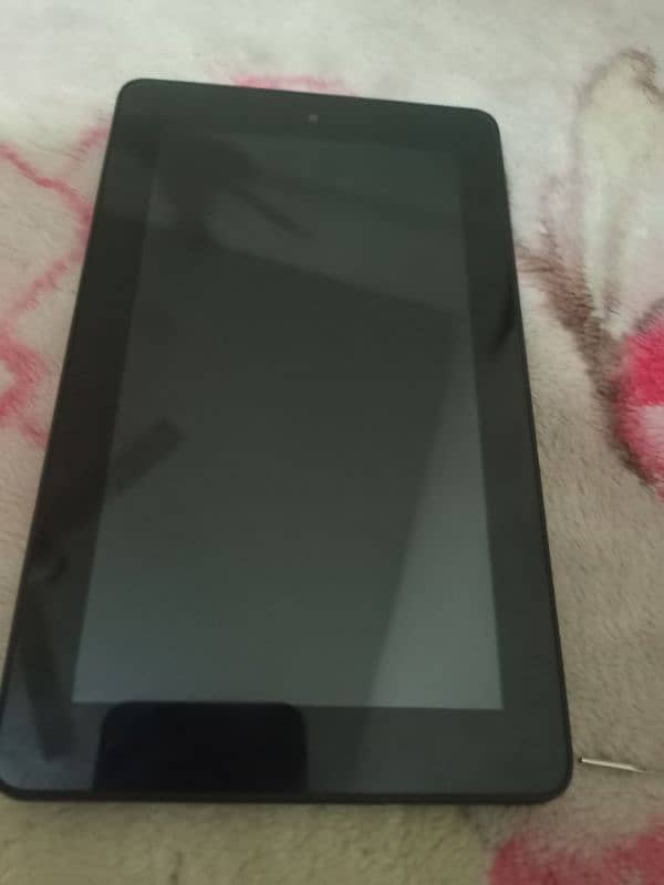 Amazon 5 gen tablet with 3gb ram and 8 gb expandable ram 0