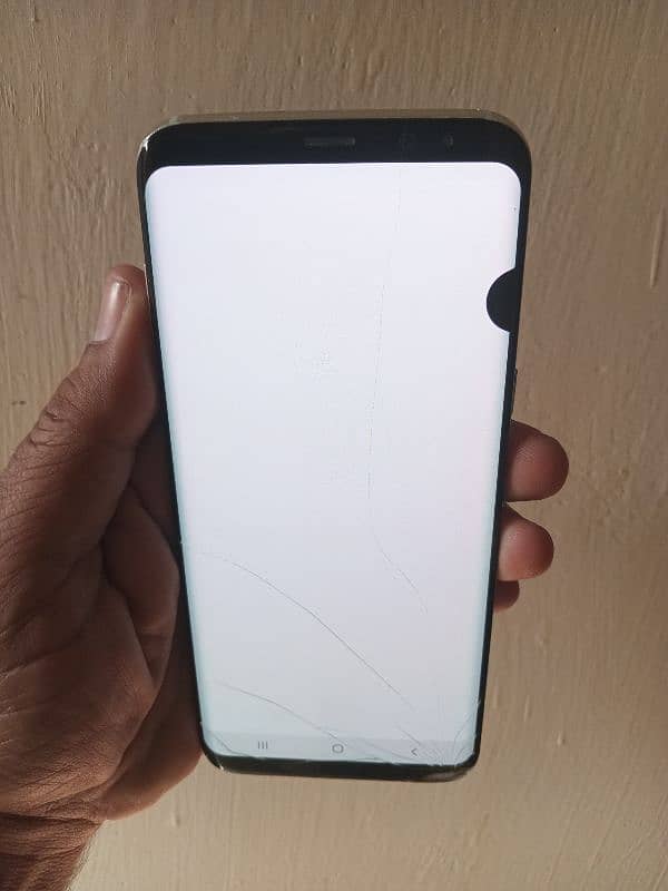 Galaxy S8+ single sim PTA official approved 1 dot glass crack all ok 1