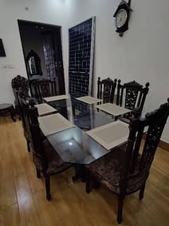 Brand New Dining Table. Chinioti Design. With 6 chairs.