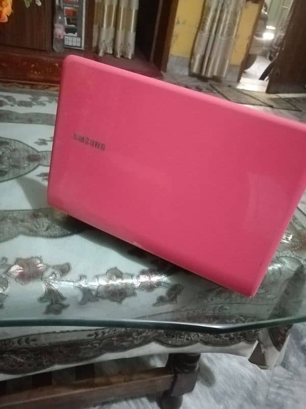 SAMSUNG NC 110 (WINDOWS 8.1) 1