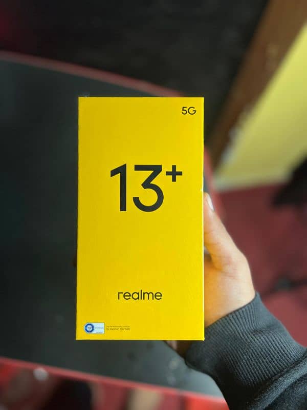 Realme 13 plus 5g box pack 4