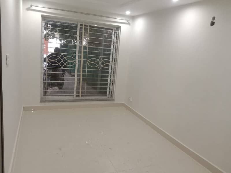 175 Square Feet Room for rent in Model Town 2