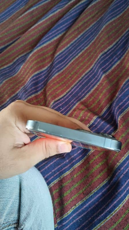 iphone 13 pro max siarra blue . . Non Pta . . . 98% Bh. . 256 gb 5