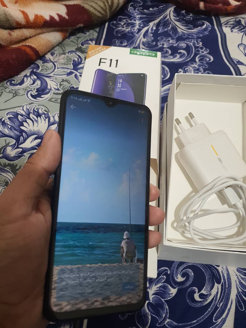 Oppo F11 8-256gb 1