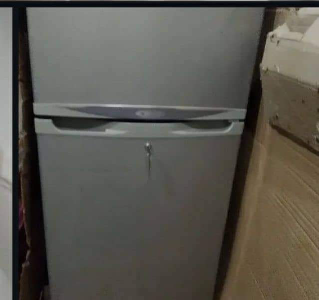 refrigerator 0